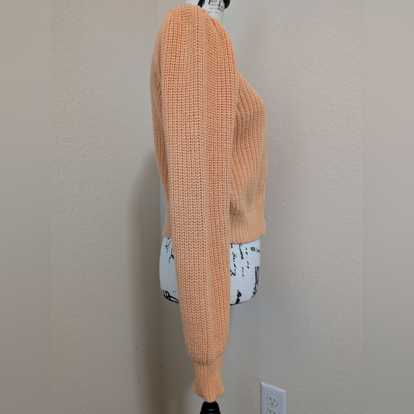 EUC•Jessica Simpson Peach Button-Up V-Neck Cropped Cardigan W/Extra Button•Small - Picture 8 of 11